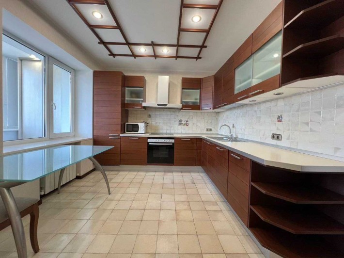 Русанівка, Шамо, 12, 4 кімнатна квартира, 140м2 - фото 1