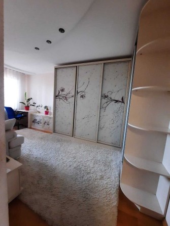 Аренда 3к. с ремонтом, Виноградарь, ул. Порика - фото 1