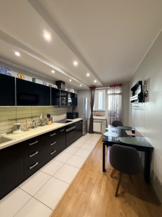 Оренда вул. Дніпровська набережна, буд.23, 3-х ком 106м - фото 1