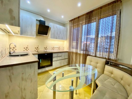 Фото реал 3к роздільні 14/16пов. вул.Ужвій Мостицький масив Виноградар