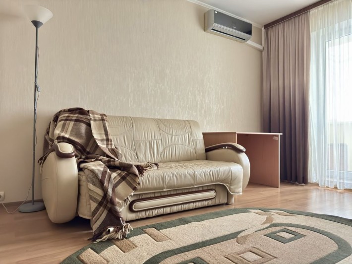 А. Кошиця,7  метро Позняки Осокорки Дарницький р-н - фото 1