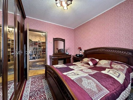 Оренда 2-к квартири на вул.Ревуцького,44