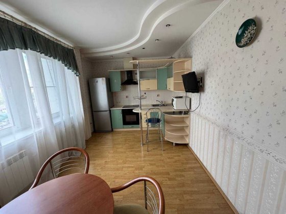 Здається 2-а квартира 5/23 пов. загальна площа 67 просп. Бажана 12 Киев