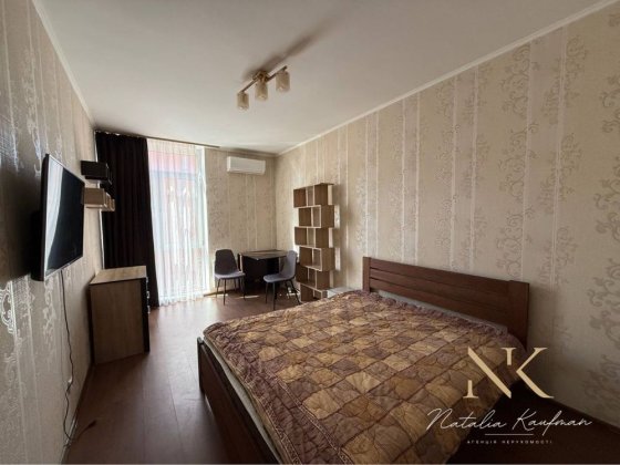 Оренда 1 к кв 42 м2. Вільна.. Комфорт Таун Київ