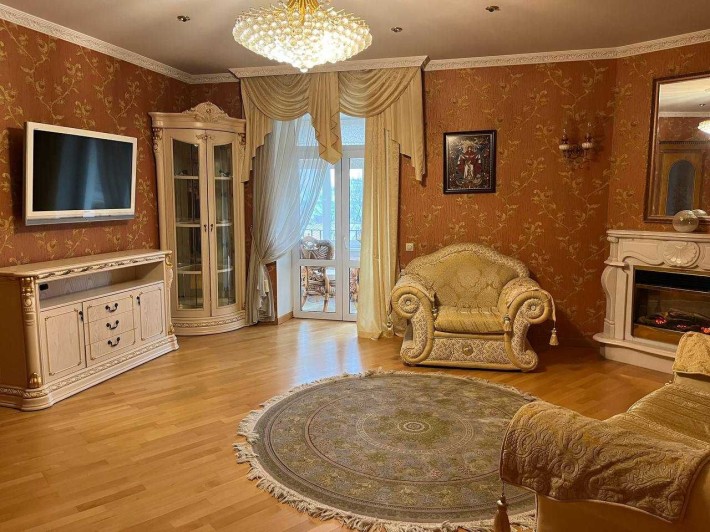 Здам СВОЮ 4-х кімнатну квартиру біля метро Арсенальної - фото 1