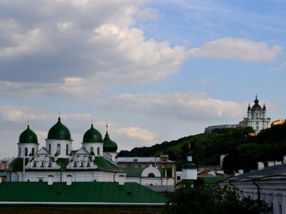 Оренда 3К  Поділ Андріївська церква, Хорива 4, Видова, Власник