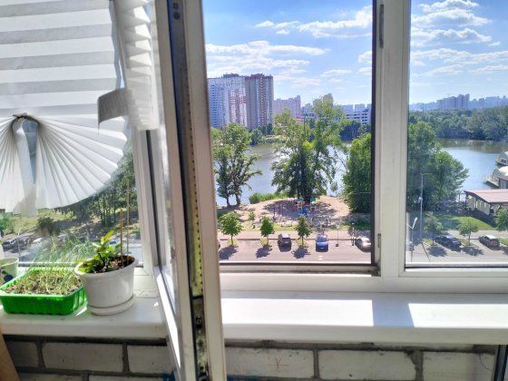 Власник-здам простору 1 кв. на Позняках з видом на озеро Сонячне Киев