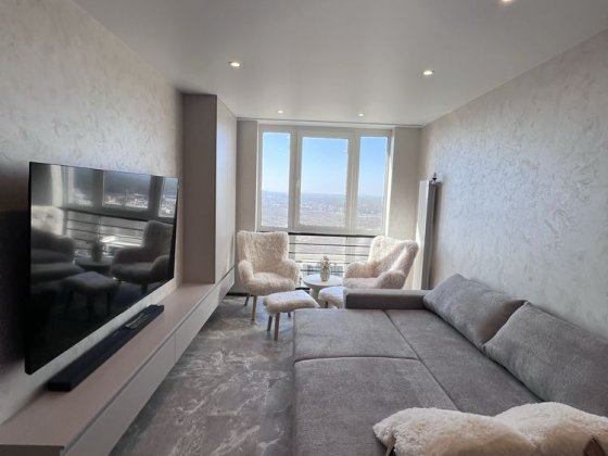 Виговського 44 Оренда 2к квартири Варшавський Плюс Ретровіль Київ