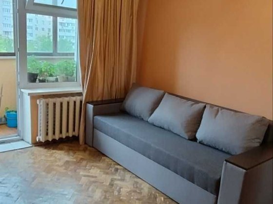 Здам охайну 1 кімнатну із газом, м. Петрівка 10 хв їзди