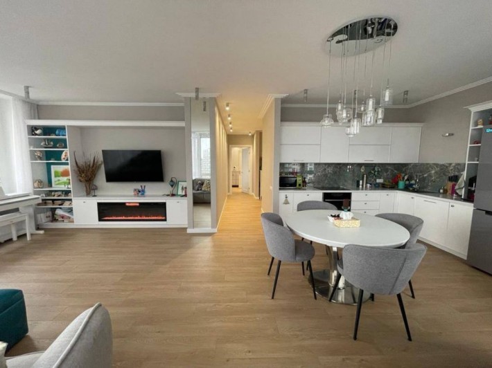 ЖК Славутич Зарічна 2к1 оренда квартири 120м2 метро Славутич 3 кімнати - фото 1