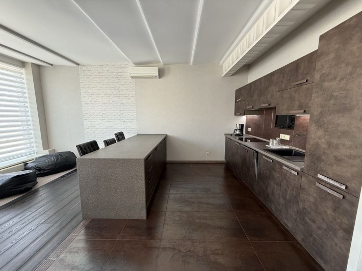 Аренда 1-к квартири 90м2 ЖК Ривер стоун - фото 1