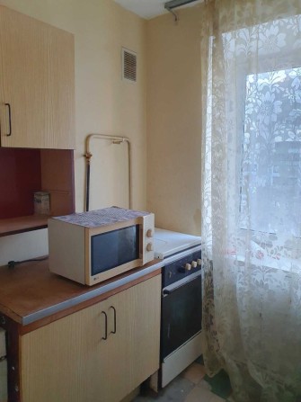 Здам 1- кім. Квартиру по вул. Дністерська 1 ( колишня Двінська). - фото 1