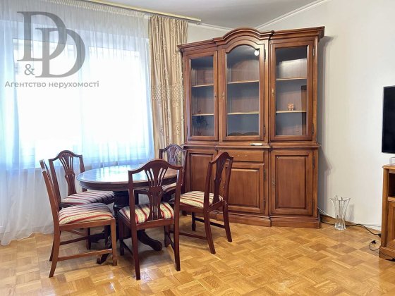 Довгострокова оренда 3-кімнатної квартири з паркомісцем