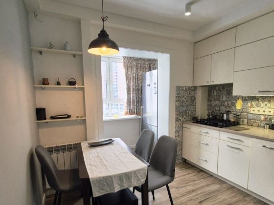 Коновальця Євгена 35! 2к кв-ра в затишному центрі,метро Печерська! Київ