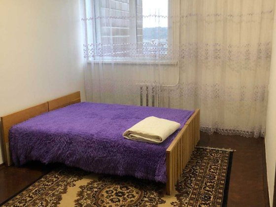 Задам квартиру ,Тичини,6 Киев