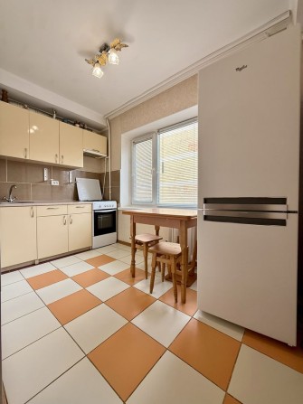 Здається 2-х кім. кв. Дніпровському районі по вул. Каунаська 4 - фото 1