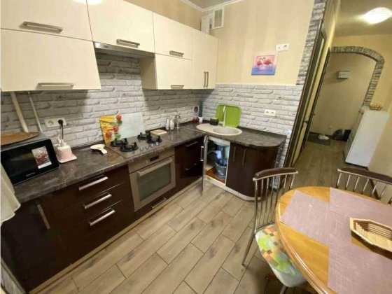 Сдаётся 1-комнатная квартира на ул.Тростянецкой,6