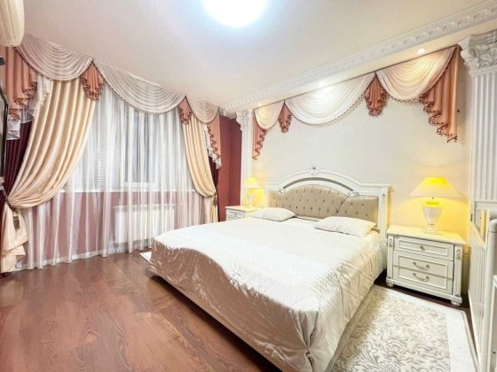 Здам в оренду власну 3х кімнатну квартиру м. Осокорки (ЖК Корона) Київ