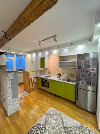 довгострокова оренда квартири-студії на Н. Ужвій - фото 1