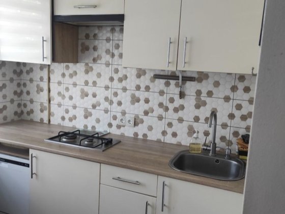 Здам квартиру на Солов'яненка 4 Київ