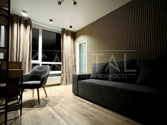 3 кімнатна кв ЖК Варшавський  63м2 є генератор  можна тварини Київ