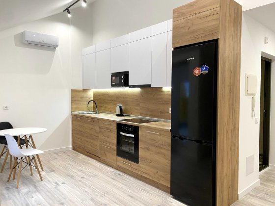 Оренда 1-кім квартири з ТЕРАСОЮ 47 м2 в ЖК Комфорт Таун, вул. Липи, 6