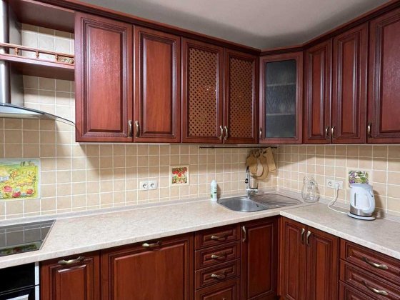 Оренда 2к.квартири ,євроремонт,вул.Хвильового,Вудсторія!