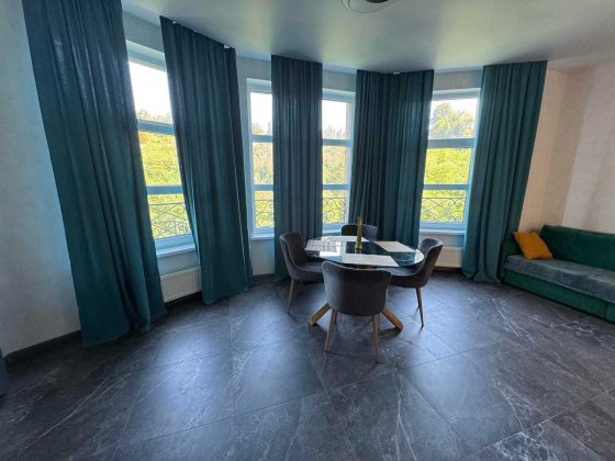 БЕЗ КОМІСІЇ вул. Бойчука Михайла, 19а, ЖК Перлина 52,  є генератор