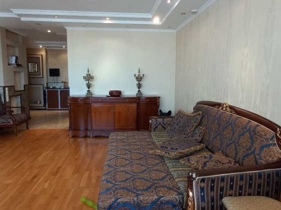 Здам в оренду 4-х кімн квартиру  вул.Срібнокільська 1 Киев