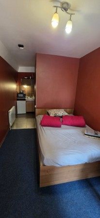 Хазяїн, Смарт 1 к. кв-ра, 10 хв метро пішки Академмістечко. - фото 1