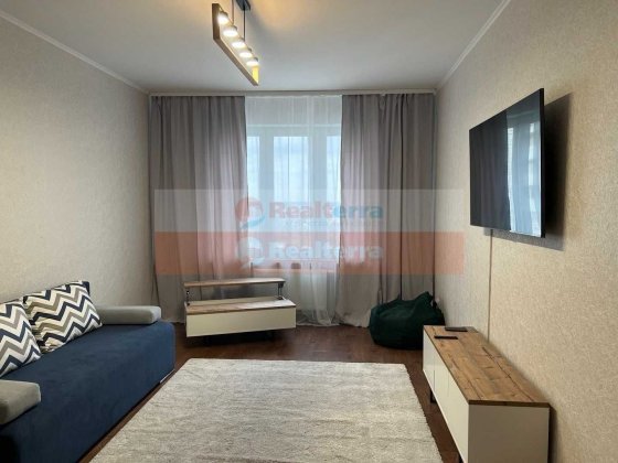 Оренда 2к.квартири вул.Ревуцького 54 Б метро Харьківська