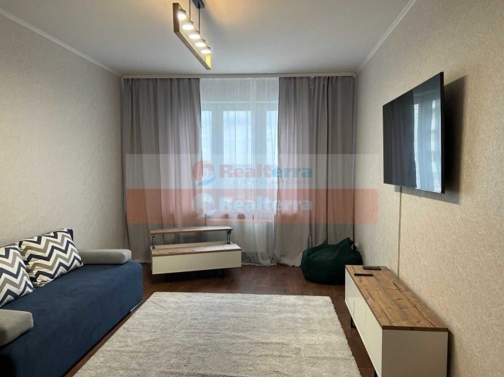 Оренда 2к.квартири вул.Ревуцького 54 Б метро Харьківська - фото 1