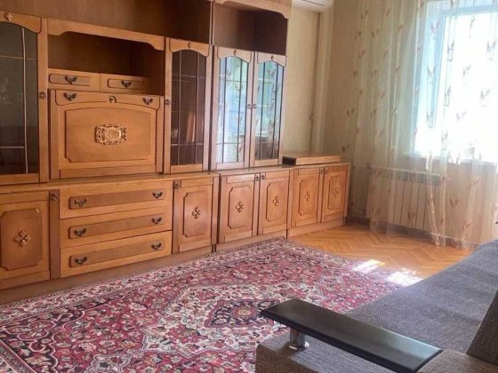 Здам 3-х кімнатну квартиру на вул.Вербицького 28в Київ