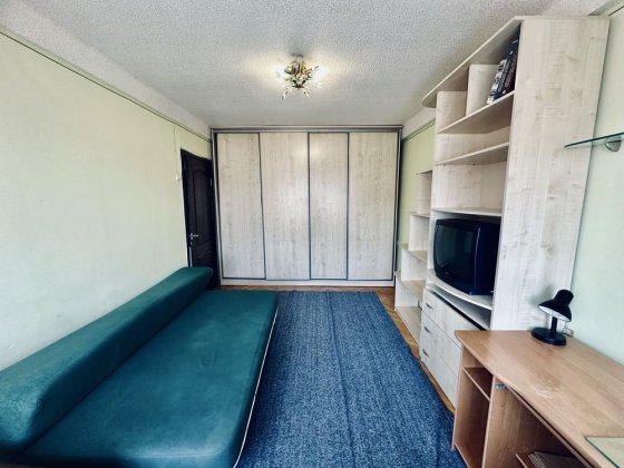 Вул Юності, 4 Квартира з роздільними кімнатами Метро Дарниця 8хв пішки Київ