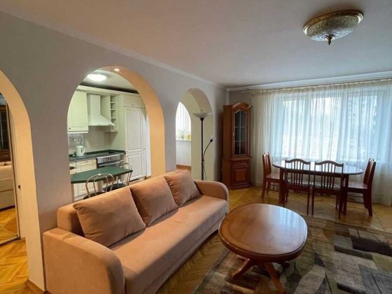 Оренда 2к квартири на просп. Академіка Корольова Київ