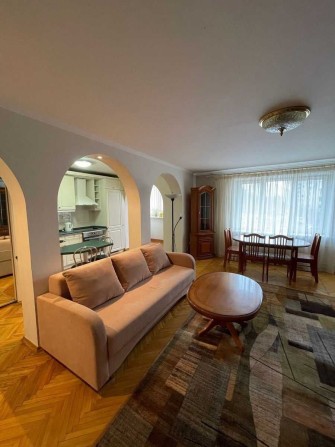 Оренда 2к квартири на просп. Академіка Корольова - фото 1