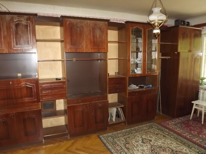 Сдам квартиру, Днепровський район,улица Пражская 23, 1 этаж,5 этажного - фото 1