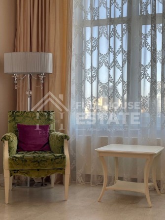 Резиденція з панорамним видом на історичний Київ. Новопечерські Липки! - фото 1