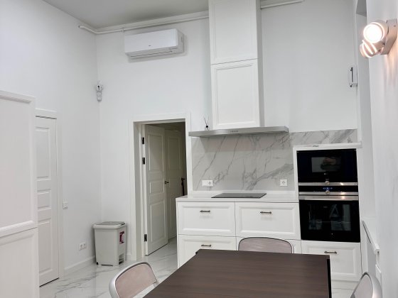 Без комісії. Стильна 4х кімнатна квартира в центрі Києва Киев