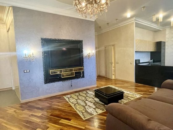 Без%  Печерскі  липки! Квартира-80 м2 , парковка Киев