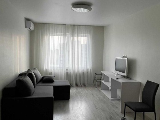 Здається 1-кімнатна квартира, вул. Максимовича, 7-Б Киев