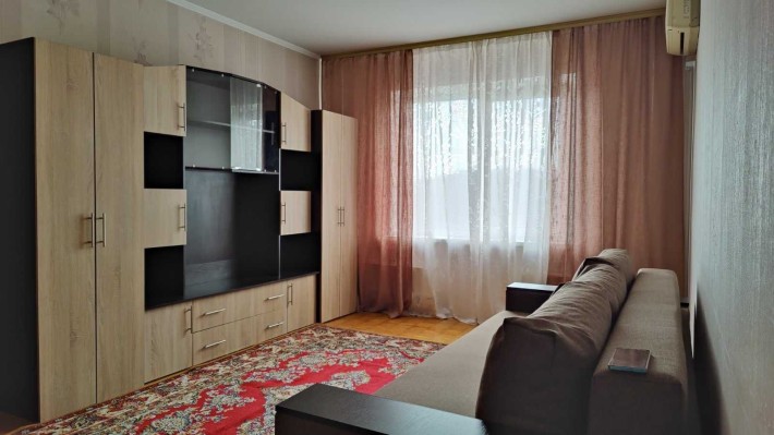 Мостицька 12, квартира в дуже гарному стані на довгострокову оренду - фото 1