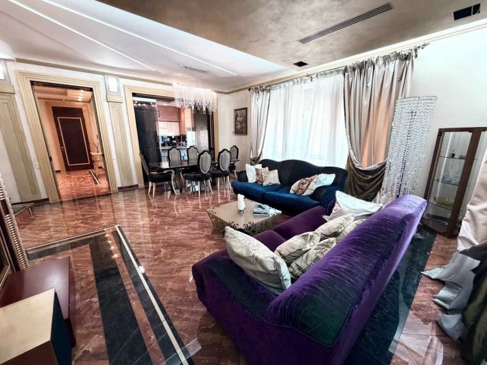 Здається в оренду ексклюзивна 2-х рівнева квартира на Воздвіженці! - фото 1