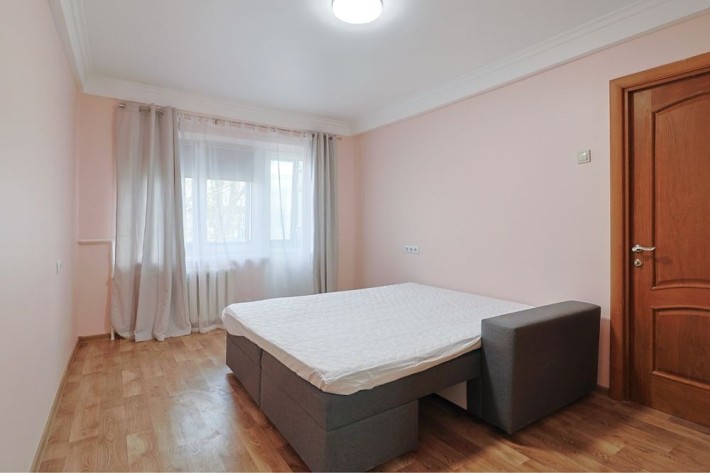 Оренда 1 к квартира вул. Салютна - фото 1