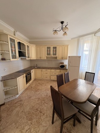 3 кімнатна квартира з паркомісцем на Печерську - фото 1