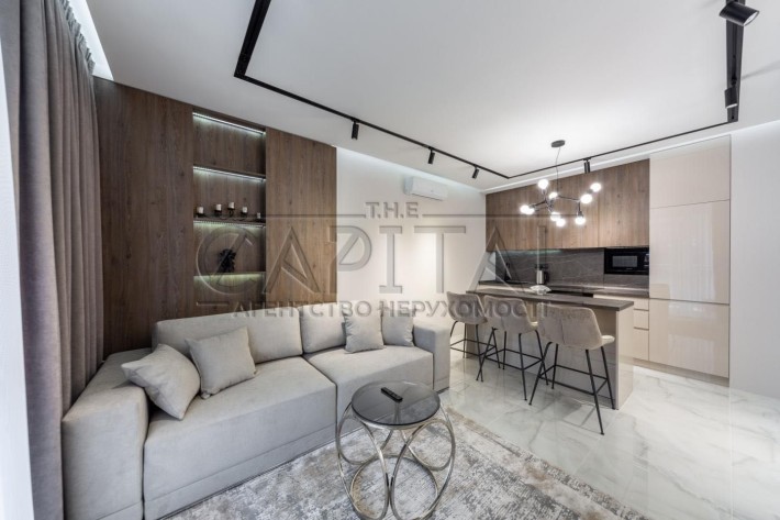 Аренда 2-к квартиры в Жк Французский квартал 2, ул.Джона Маккейна - фото 1