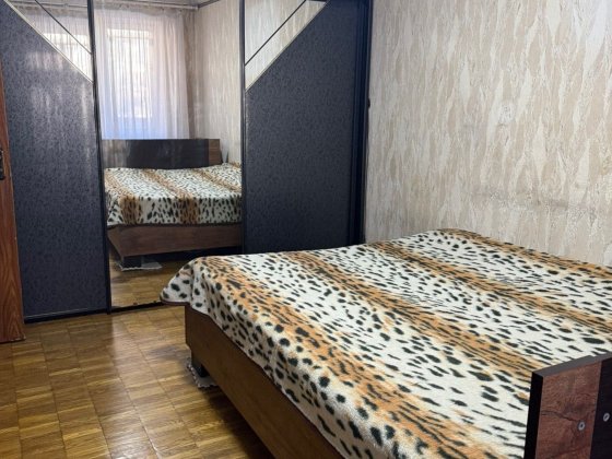 Сдам 2-ком.кв. Харьковское Шоссе 4/1 Київ