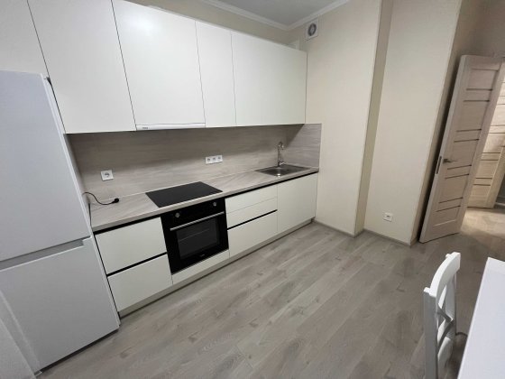 Перша оренда 1к квартири Ремонт. Драгоманова 6/1. Позняки Київ