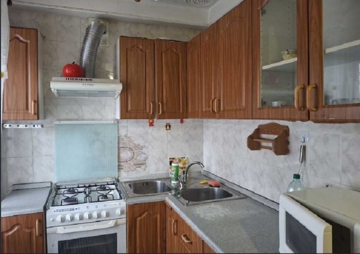 Двокімнатна квартира по вулиці Тичини,5 біля озера Тельбін - фото 1