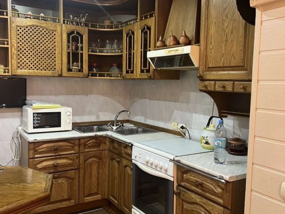 Здам 3-х кім.кв.Площя Дарниця , Харьківске шосе 2/1. Київ